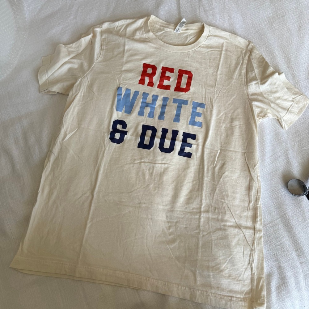 Red White & Due Graphic T Shirt XL Patriotic Americana USA Flag Tee‎